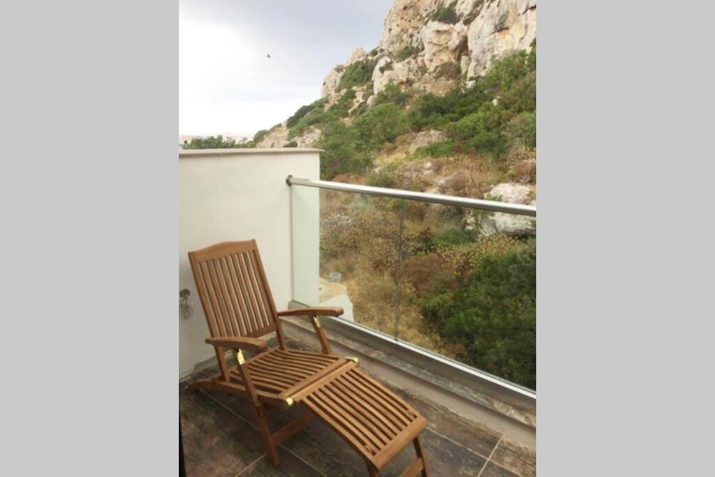 Mellieha Luxury Penthouse With Sea & Country Views Apartment Ngoại thất bức ảnh